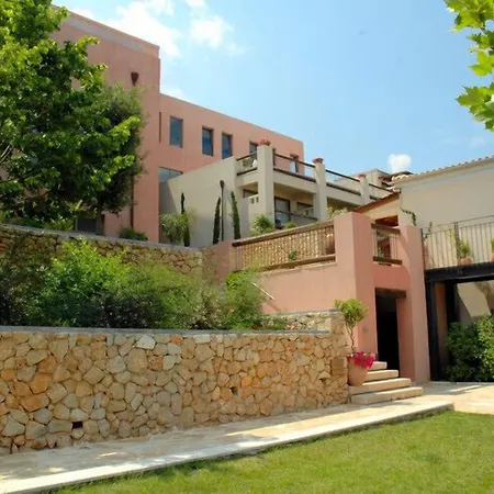 Ionian Blue فندق 5*